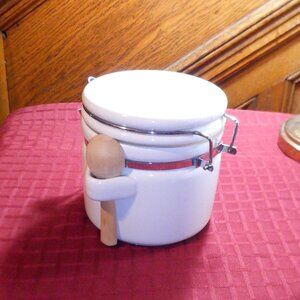 Brand New ~~~ CANISTER ~~~ Never Used